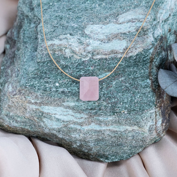 Kalp Çakra – Pembe Kuvars Kolye